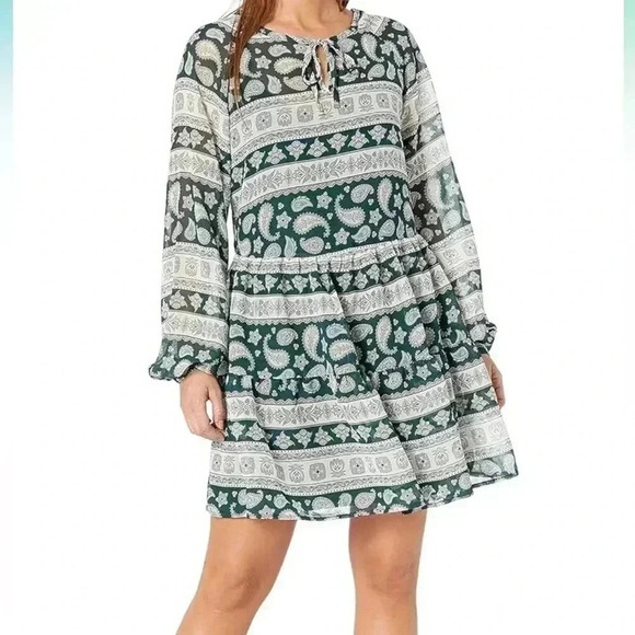 Wrangler Dresses & Skirts - Wrangler retro Hunter Paisley knee length hunter green sheer flowy dress women’s